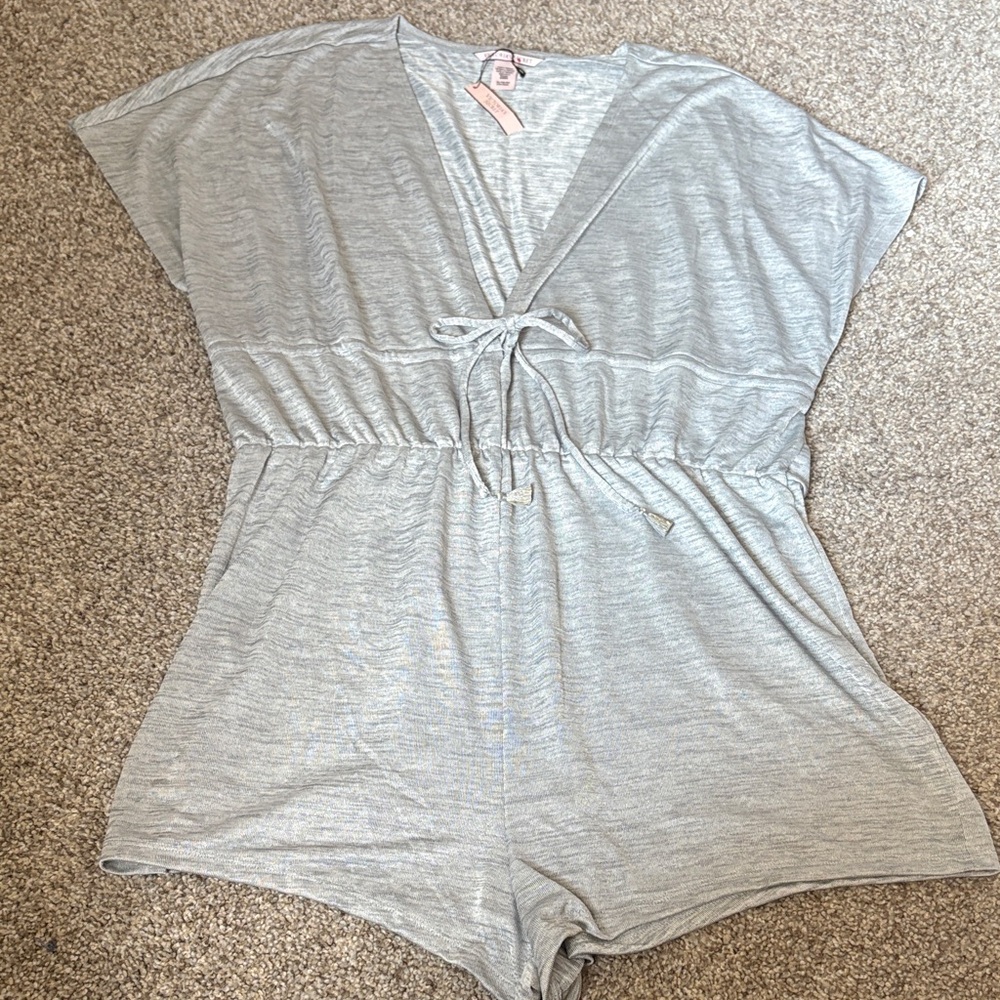NWT Victoria secret beach cover up